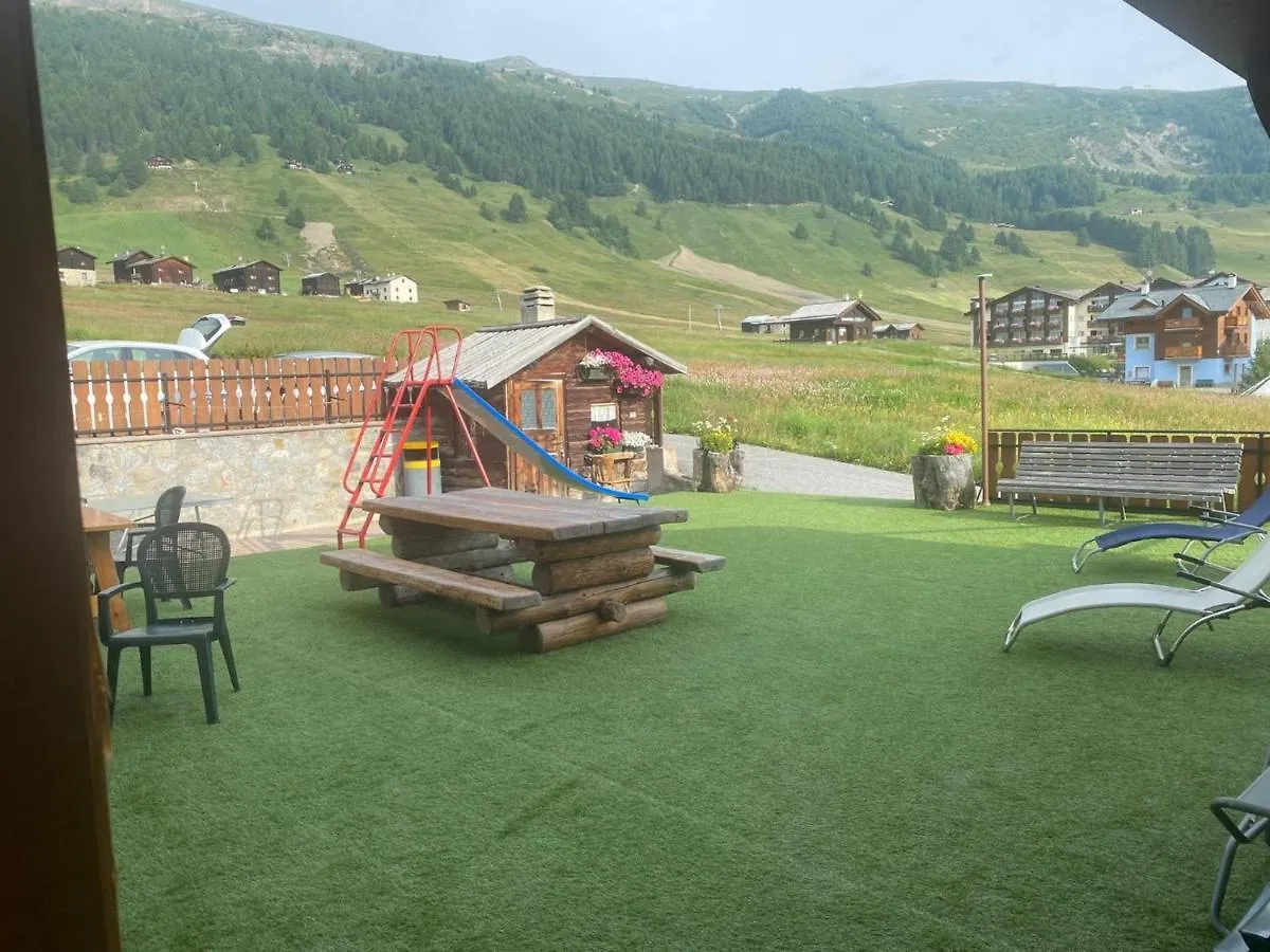 Baita Lorella Mirtillo Livigno 0*,  Italy